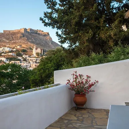 Bella Leros 2 *