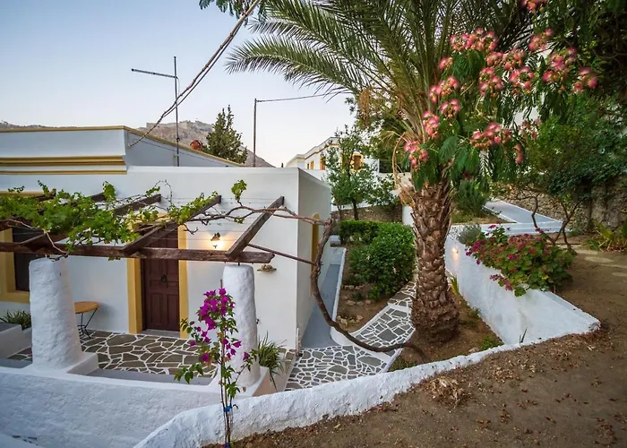 Bella Leros 2 *
