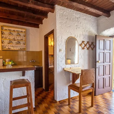 Bella Leros 2 Apartman
