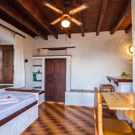 Bella Leros 2 Агия-Марина